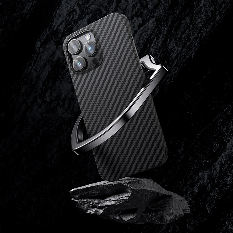 Apple iPhone 14 Pro Max Kılıf M-safe Özellikli Karbon Fiber Benks Essential Kevlar Kapak