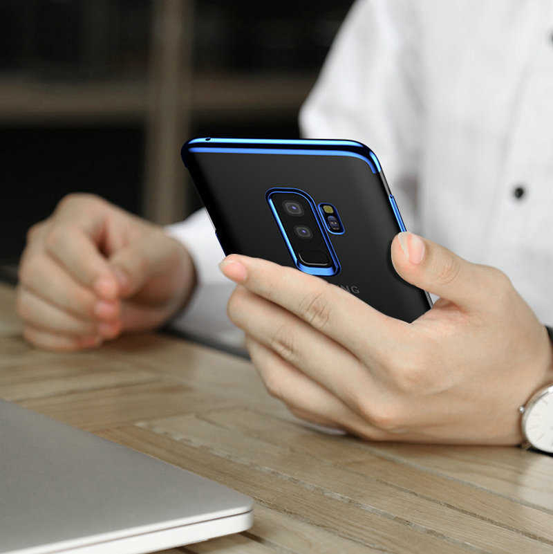 Galaxy A6 Plus 2018 Kılıf Zore Dört Köşeli Lazer Silikon Kapak