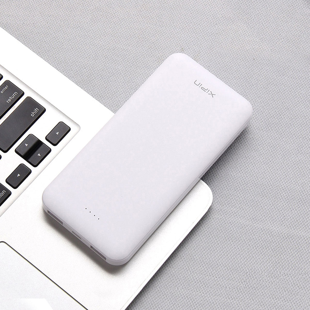 Xipin PX102 Hızlı Şarj Özellikli LED Göstergeli Dual USB Taşınabilir Akıllı Powerbank 10000mAh