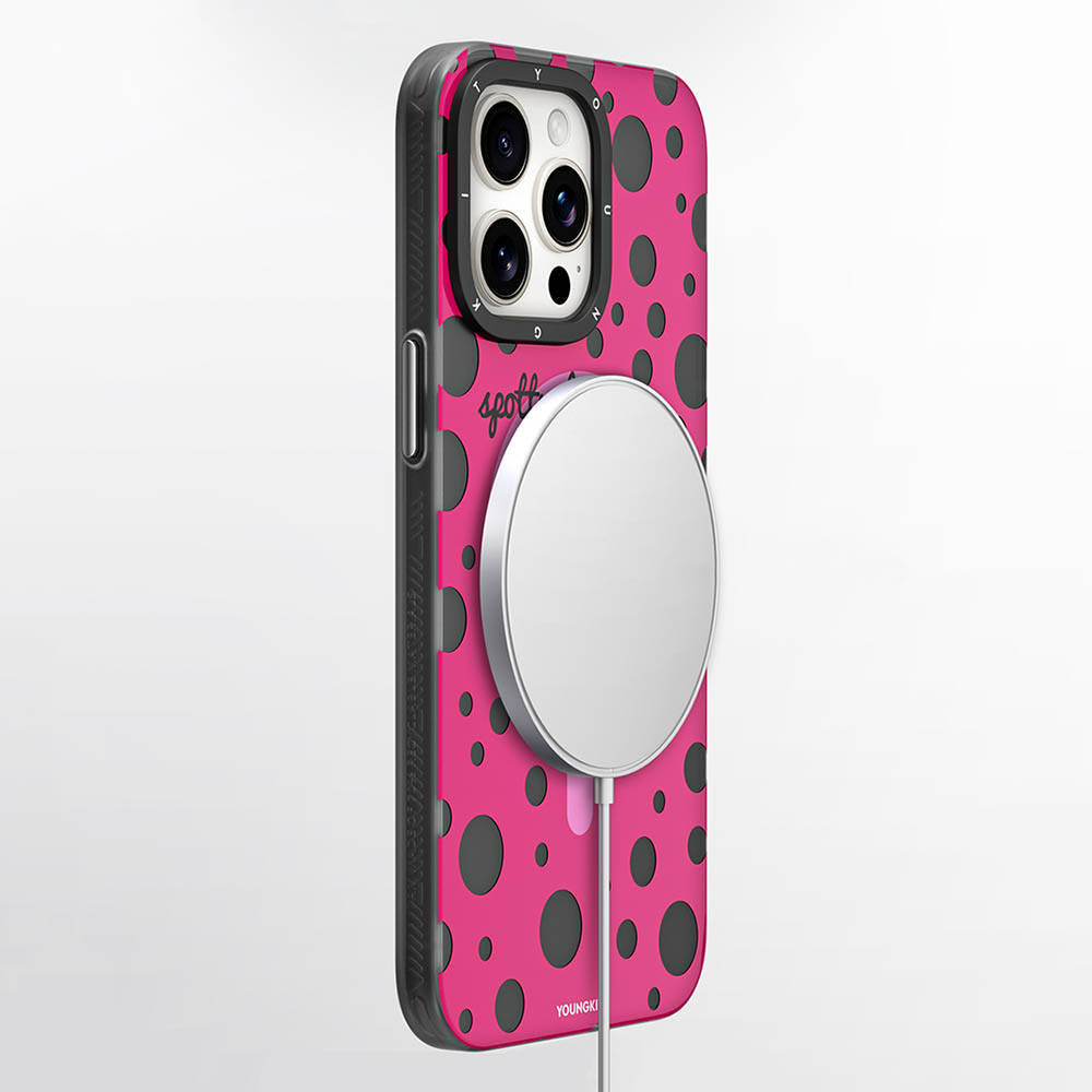 Apple iPhone 13 Pro Max Kılıf M-safe Şarj Özellikli Polka Dot Desenli Youngkit Spots Serisi Kapak