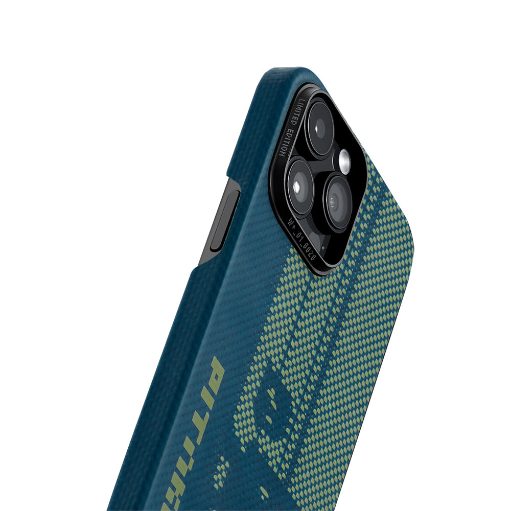 Apple iPhone 14 Pro Kılıf M-safe Şarj Özellikli Aramid Fiber Pitaka Tactile Woven Pixel Game Kapak