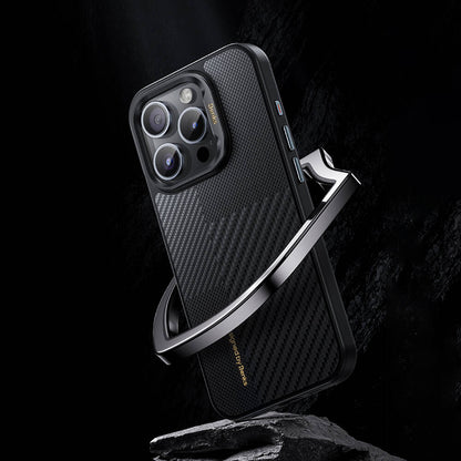 Apple iPhone 14 Pro Kılıf M-safe Şarj Özellikli Karbon Fiber Benks Montage Hybrid ArmorPro Kevlar Kapak