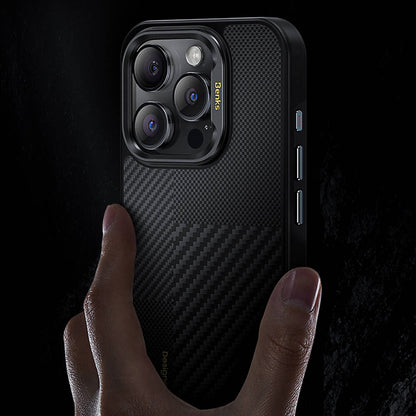 Apple iPhone 14 Pro Kılıf M-safe Şarj Özellikli Karbon Fiber Benks Montage Hybrid ArmorPro Kevlar Kapak
