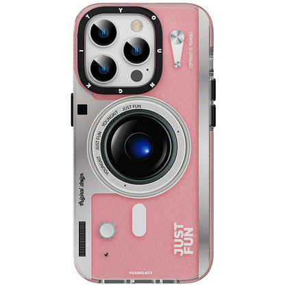 Apple iPhone 14 Pro Max Kılıf M-safe Şarj Özellikli Lens Figürlü YoungKit Art Film Serisi Kapak