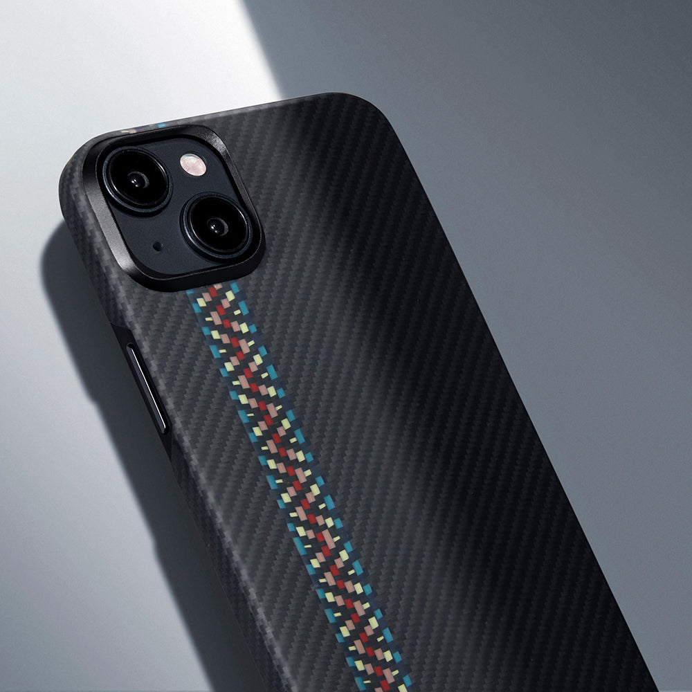 Apple iPhone 15 Kılıf M-safe Şarj Özellikli 600D Aramid Fiber Pitaka Tactile Woven Orchestra Serisi Rhapsody Kapak