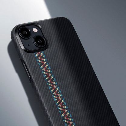 Apple iPhone 15 Kılıf M-safe Şarj Özellikli 600D Aramid Fiber Pitaka Tactile Woven Orchestra Serisi Rhapsody Kapak