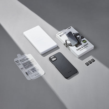 Apple iPhone 15 Plus Kılıf M-safe Şarj Özellikli 1500D Aramid Fiber Pitaka Ultra-Slim Classic Serisi Black-Grey Twill Kapak