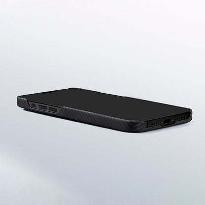 Apple iPhone 15 Plus Kılıf M-safe Şarj Özellikli 600D Aramid Fiber Pitaka Ultra-Slim Classic Serisi Black-Grey Twill Kapak