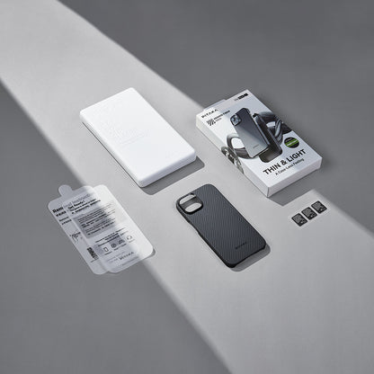 Apple iPhone 15 Plus Kılıf M-safe Şarj Özellikli 600D Aramid Fiber Pitaka Ultra-Slim Classic Serisi Black-Grey Twill Kapak