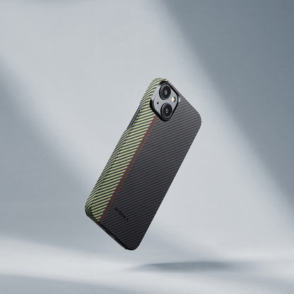 Apple iPhone 15 Plus Kılıf M-safe Şarj Özellikli 600D Aramid Fiber Pitaka Tactile Woven Orchestra Serisi Overture Kapak