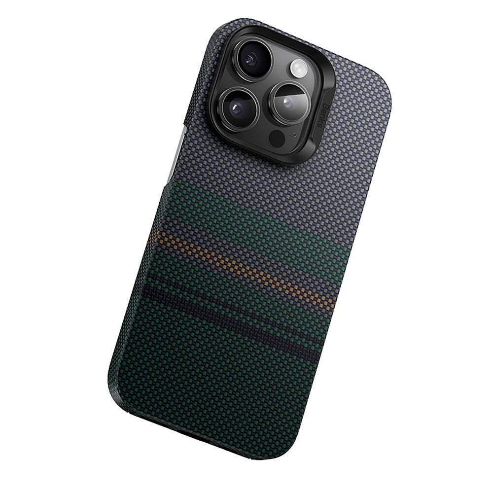 Apple iPhone 15 Pro Max Kılıf M-safe Şarj Özellikli Karbon Fiber Tasarımlı Benks Aurora ArmorAir Kevlar Kapak