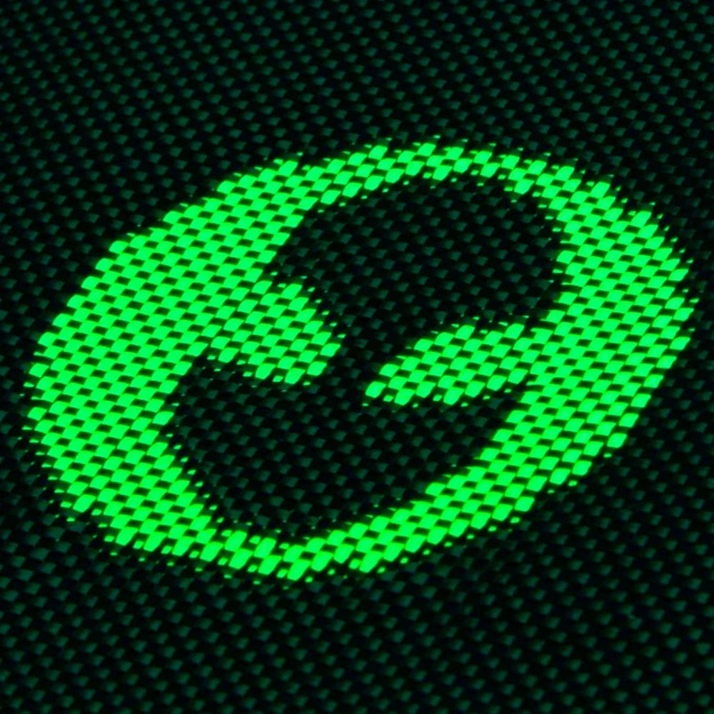 Apple iPhone 15 Pro Max Kılıf M-safe Şarj Özellikli Lumintex Teknolojili Fosforlu Aramid Fiber Pitaka Tactile Woven Aries Serisi Kapak