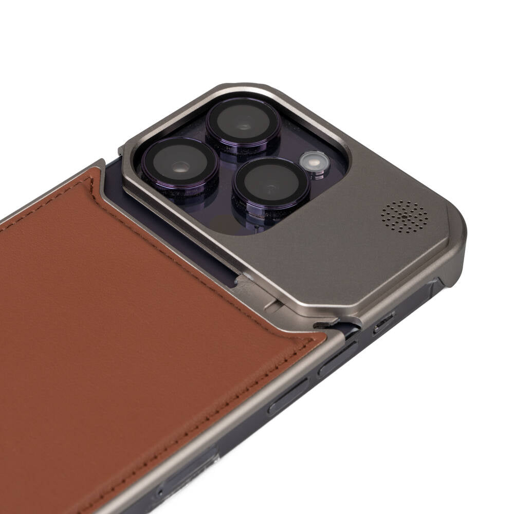 Apple iPhone 15 Pro Max Kılıf M-safe Şarj Özellikli Mekanizmalı Koku Hazneli Zore Mostar Kapak