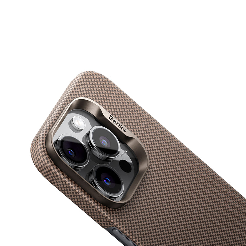 Apple iPhone 16 Pro Kılıf M-safe Şarj Özellikli Benks Yeni Seri ArmorTint ArmorAir Kevlar Kapak