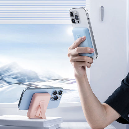 Benks MP09 M-safe Magnetik Standlı İnce Tasarımlı Powerbank 6000mAh