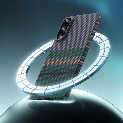 Galaxy S25 Edge Kılıf M-safe Şarj Özellikli Karbon Fiber Tasarımlı Benks Aurora ArmorAir Kevlar Kapak