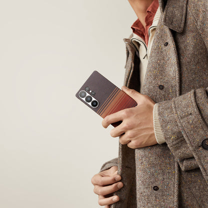 Galaxy S25 Ultra Kılıf M-safe Şarj Özellikli Aramid Fiber Pitaka Tactile Woven Sunset-Moonrise Serisi Kapak