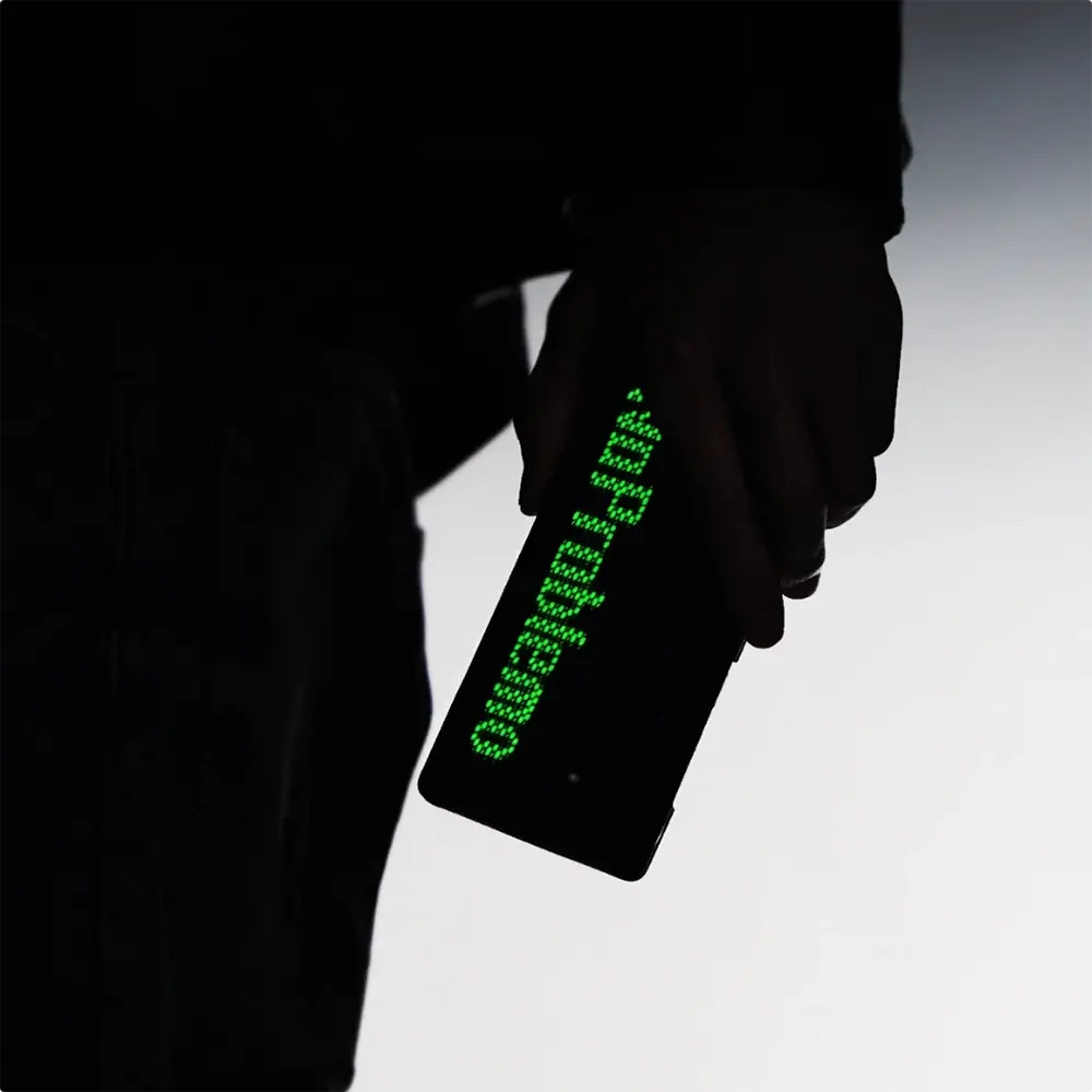 Galaxy S25 Ultra Kılıf M-safe Şarj Özellikli Lumintex Teknolojili Fosforlu Aramid Fiber Pitaka Tactile Woven Aries Serisi Kapak